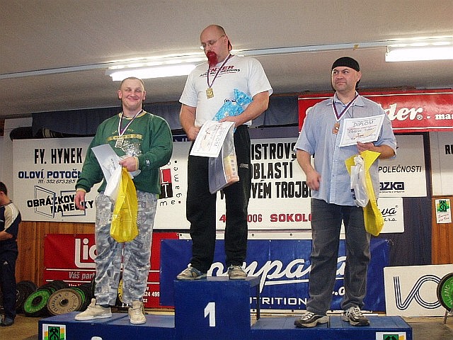 kat. do 125 kg - 1. LACINA Ji��, 2. COUFAL Anton�n, 3. PAVL��EK Miroslav