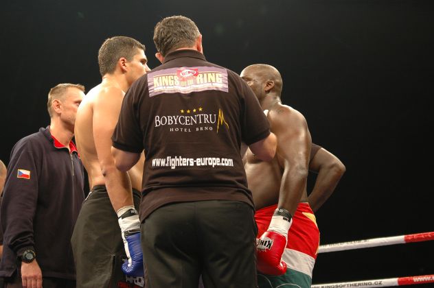 Ashwin Balrak (Surinam) vs. Tom� Hron (�esk� republika) + 95 kg, TITULOV� Z�PAS