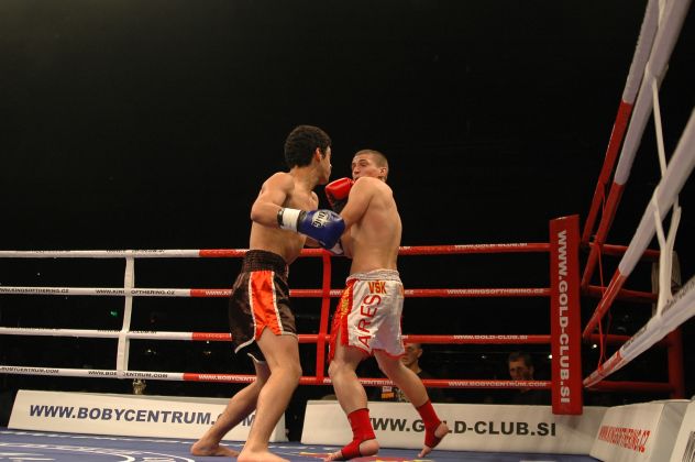 Martin Lokaj (Slovensko) vs. Tigran Movzysian (�R), - 63,5 kg