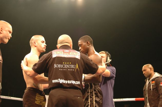 Ndombi Kande (Rakousko) vs. Martin Kali� (�R), -71 kg