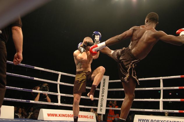 Ndombi Kande (Rakousko) vs. Martin Kali� (�R), -71 kg
