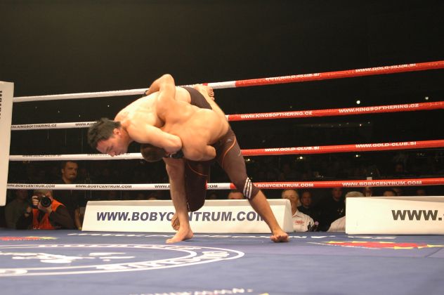 Emruli Jetmir (Alb�nie) vs. Ivan Buchinger (Slovensko), -74 kg