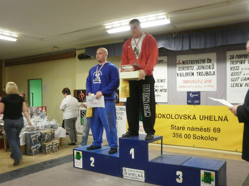Junio�i do 110 kg