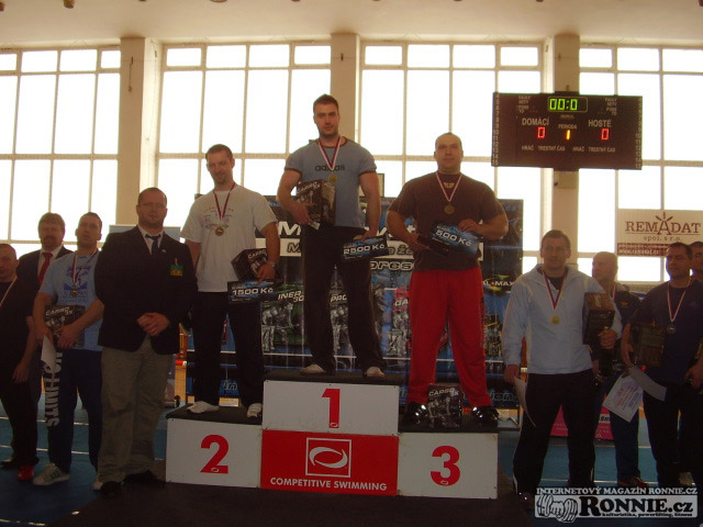 Mistrovstv� Moravy v bench-pressu 2011