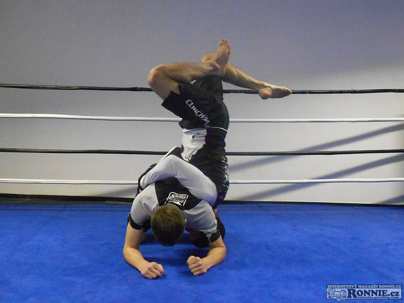 P�eskoky v mostu se sparing partnerem - f�ze 2