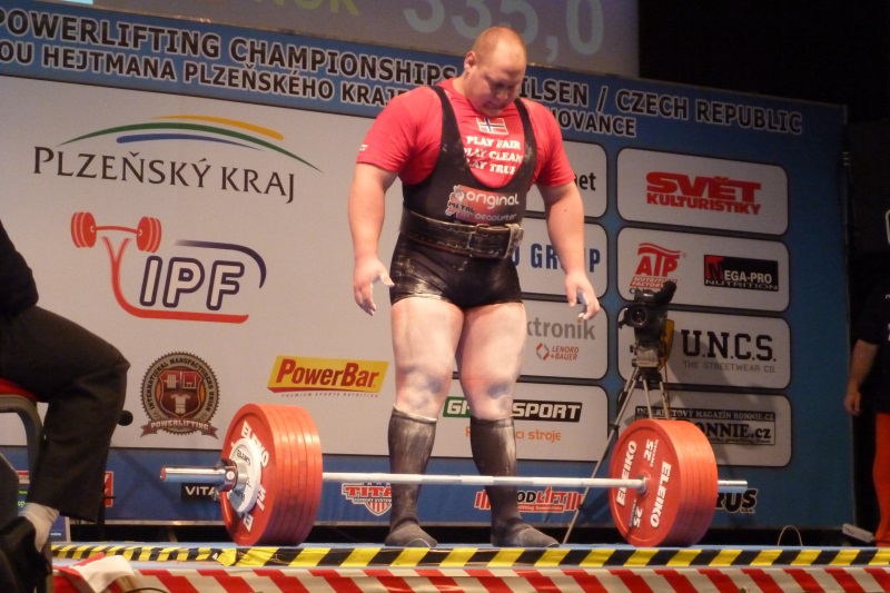 Mistrovstv� sv�ta v silov�m trojboji mu�� a �en 2011