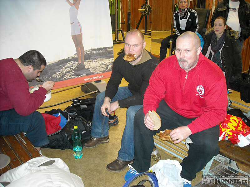 Mistrovstv� z�padn�ch a ji�n�ch �ech  v silov�m trojboji 2012