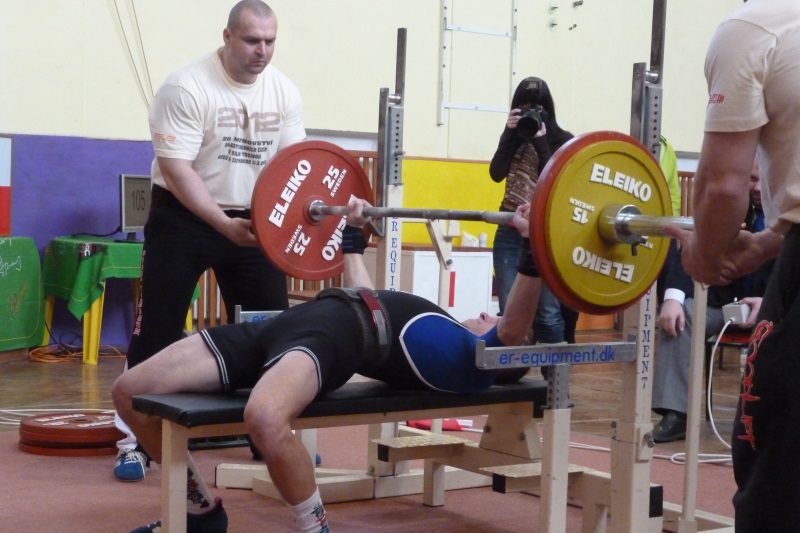 Mistrovstv� severn�ch a v�chodn�ch �ech v silov�m trojboji 2012