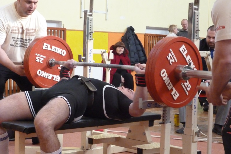 Mistrovstv� severn�ch a v�chodn�ch �ech v silov�m trojboji 2012