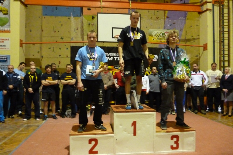 Mu�i do 66 kg