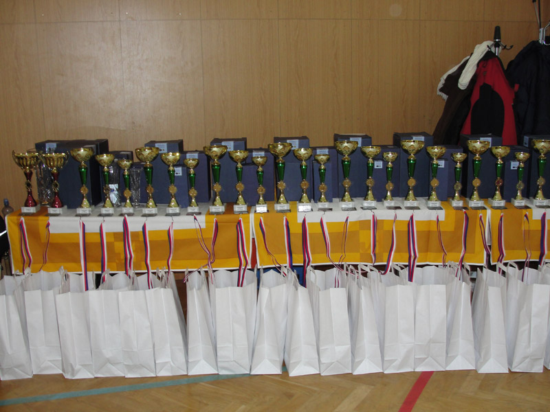 Mistrovstv� Moravy v bench-pressu 2012