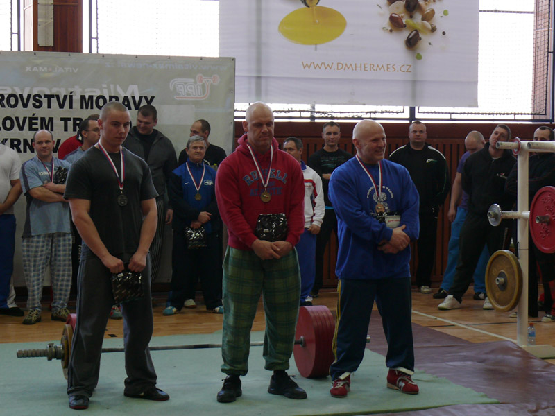 Mistrovstv� Moravy v silov�m trojboji 2012