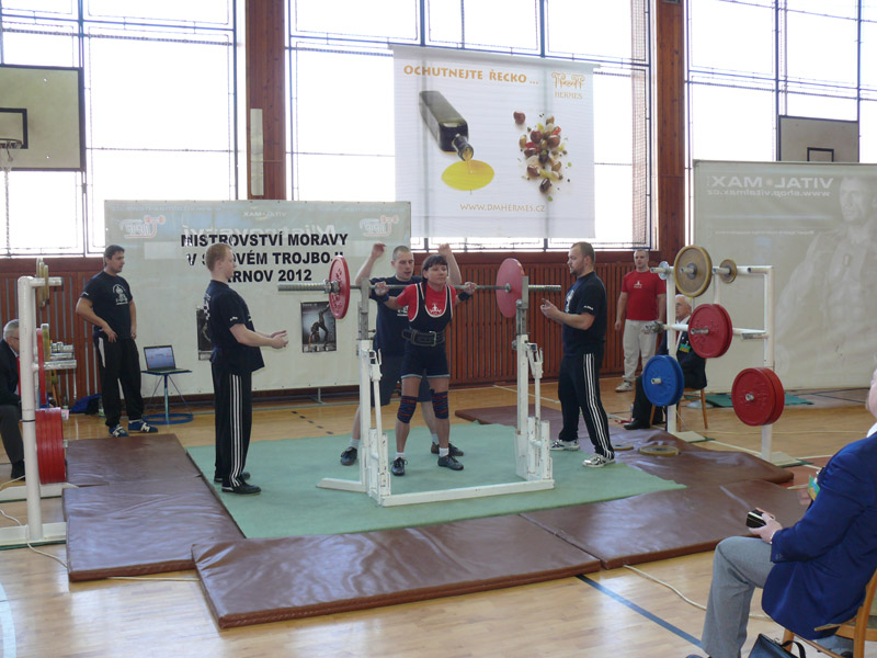 Mistrovstv� Moravy v silov�m trojboji 2012