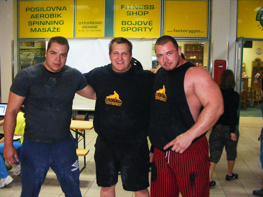 Zleva: Michal Tich�, Zden�k Chuchel, Pavel Zadra�il