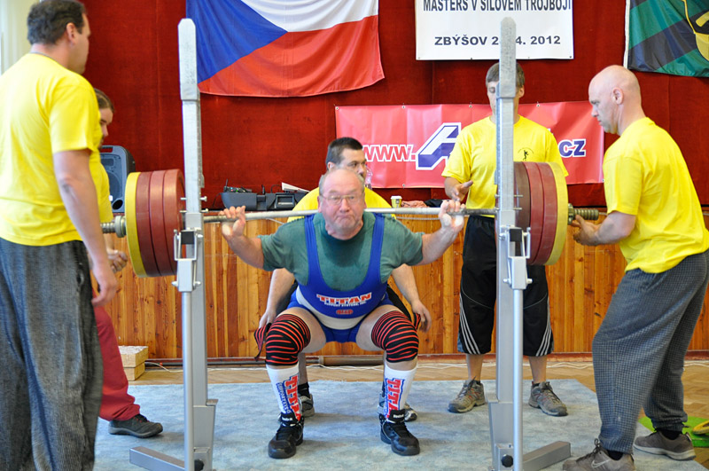 Mistrovstv� �R v silov�m trojboji masters 2012