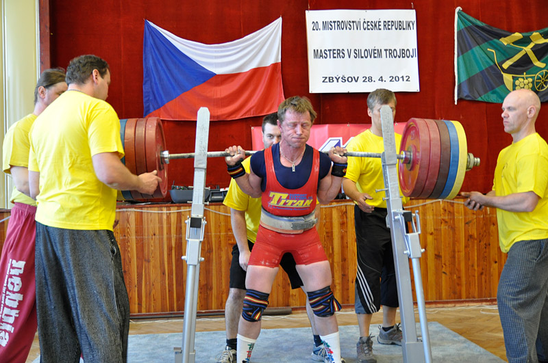 Mistrovstv� �R v silov�m trojboji masters 2012