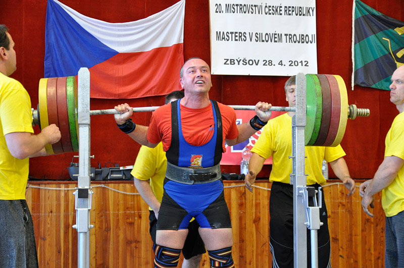 Mistrovstv� �R v silov�m trojboji masters 2012