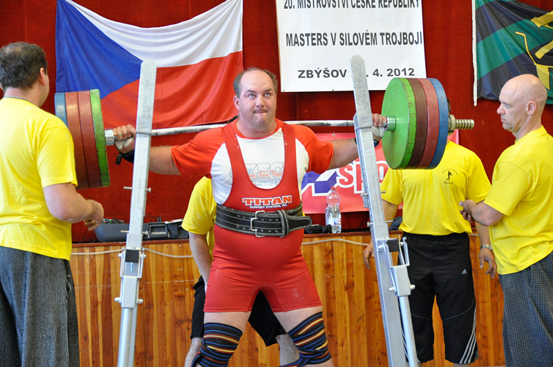 Mistrovstv� �R v silov�m trojboji masters 2012