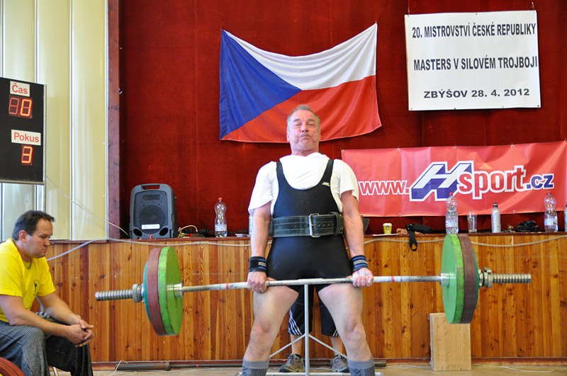 Mistrovstv� �R v silov�m trojboji masters 2012