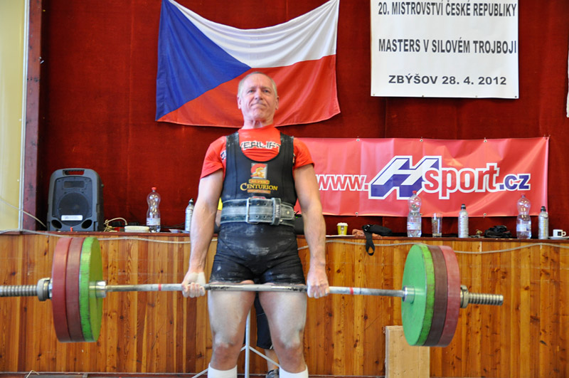Mistrovstv� �R v silov�m trojboji masters 2012