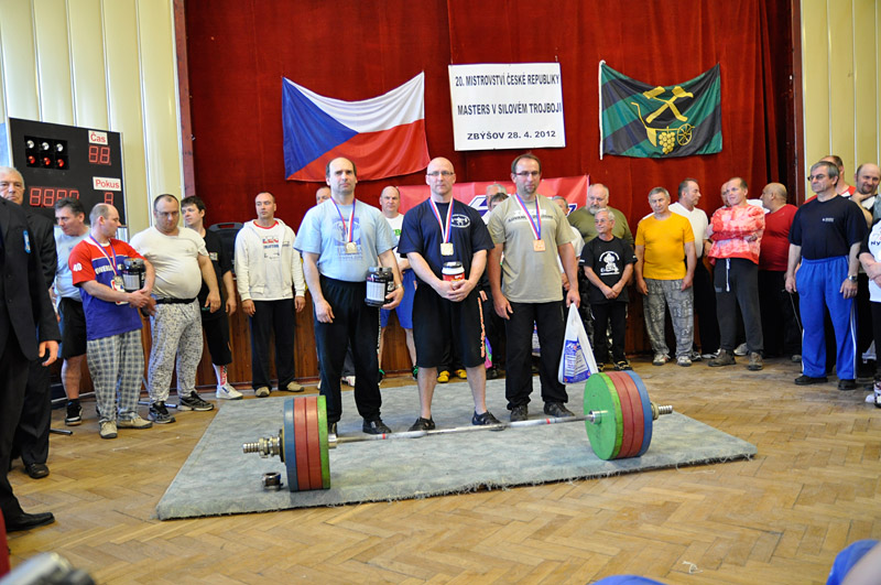 Mistrovstv� �R v silov�m trojboji masters 2012