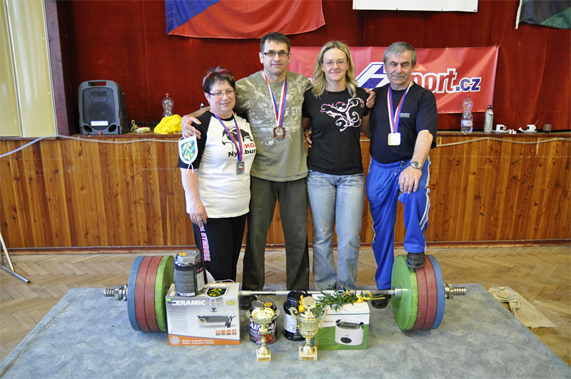 Hana na Mistrovstv� �R v silov�m trojboji masters 2012