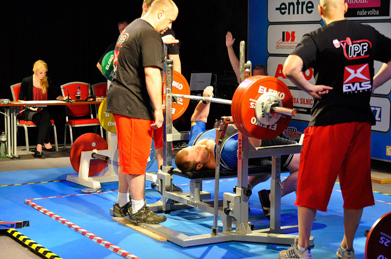 Mistrovstv� sv�ta v bench-pressu mu��, �en, junior� a dorostu 2012