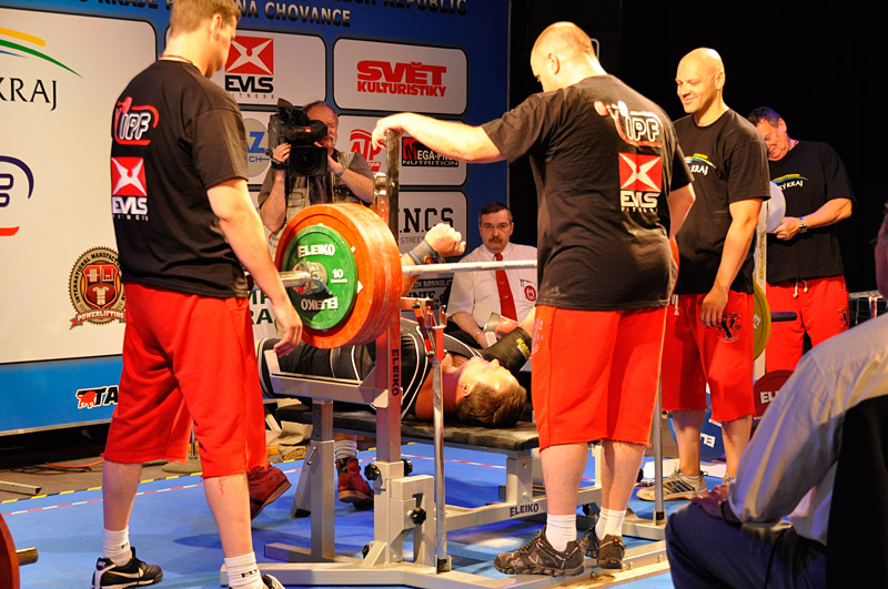Mistrovstv� sv�ta v bench-pressu mu��, �en, junior� a dorostu 2012