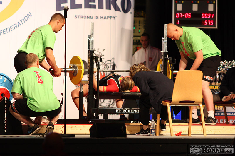 Mistrovstv� Evropy v silov�m trojboji junior� a dorostu 2012