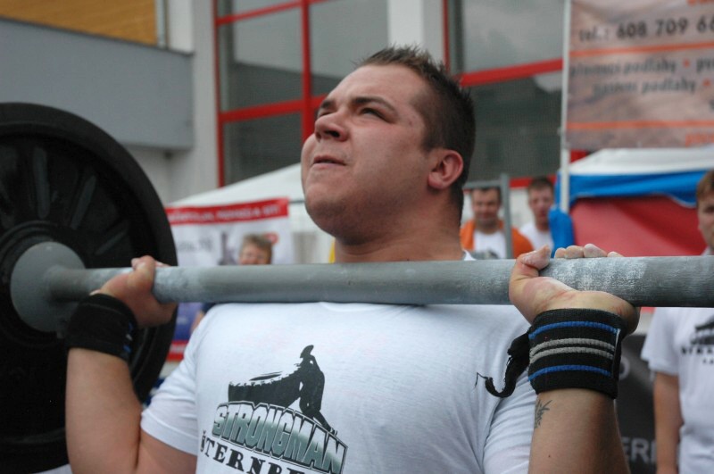 Strongman �ternberk 2012 - Michal Tich�