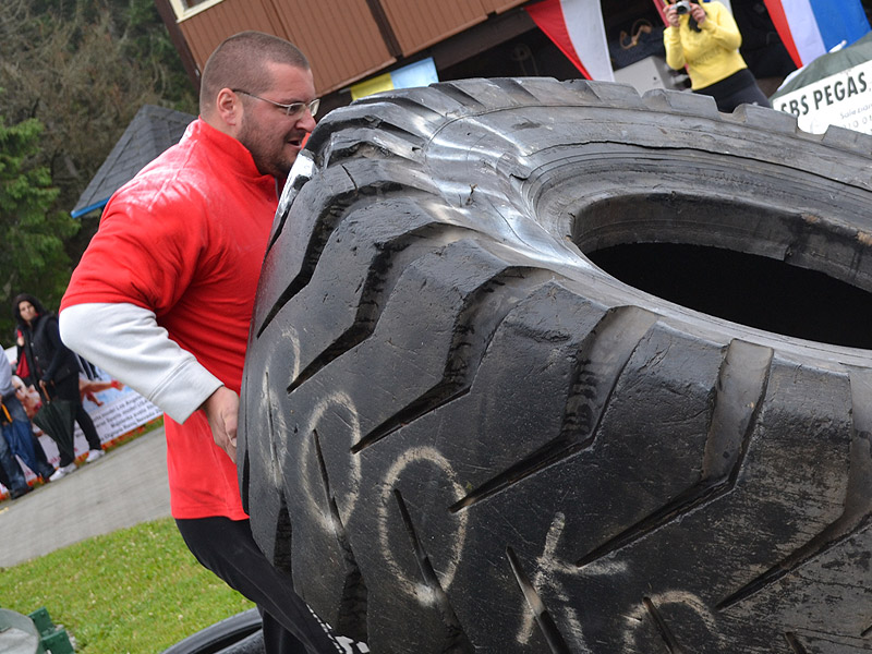 Evropsk� poh�r strongman� (�trbsk� pleso) 2012 - Igor Petr�k