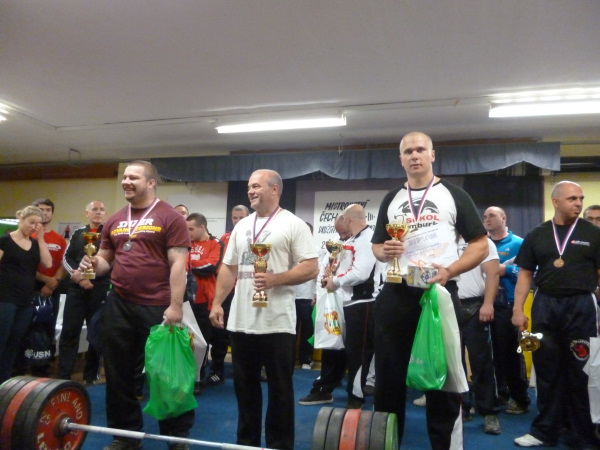 Nejsiln�j�� trojice