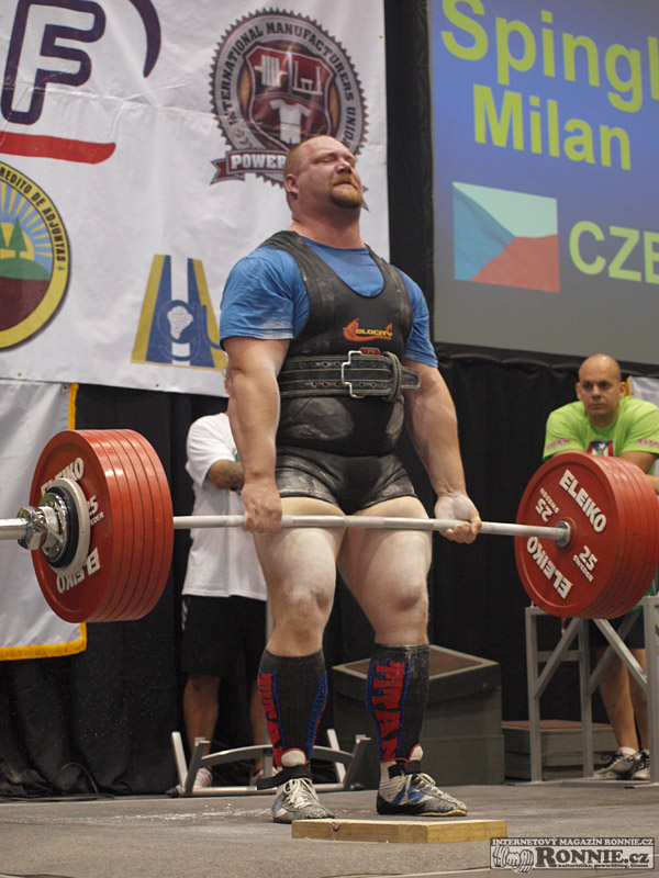 Mistrovstv� sv�ta mu�� a �en v silov�m troboji 2012