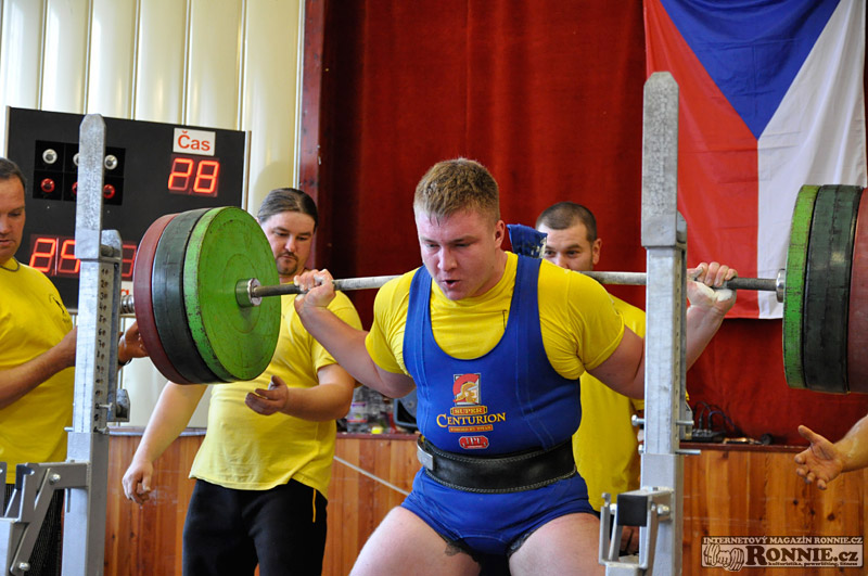 Poh�r starosty m�sta Zb��ova v silov�m trojboji dorostenc� a junior� 2012