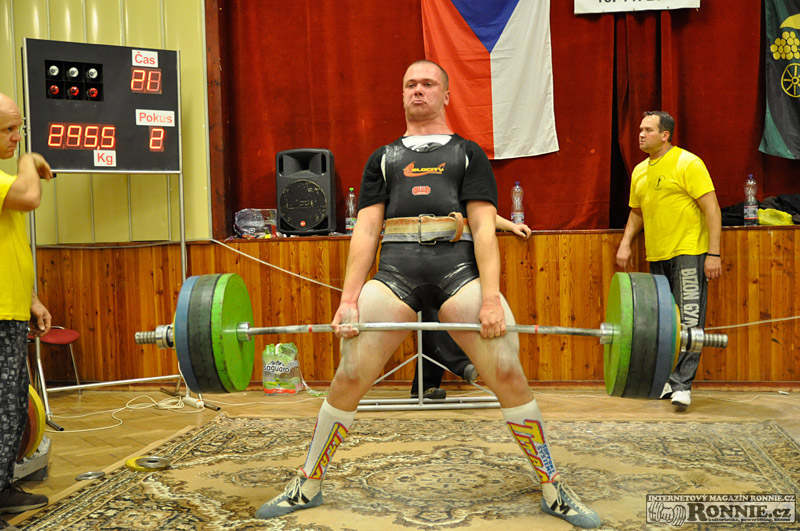 Poh�r starosty m�sta Zb��ova v silov�m trojboji dorostenc� a junior� 2012