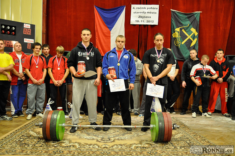 Poh�r starosty m�sta Zb��ova v silov�m trojboji dorostenc� a junior� 2012