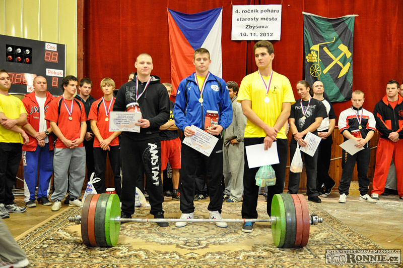 Poh�r starosty m�sta Zb��ova v silov�m trojboji dorostenc� a junior� 2012