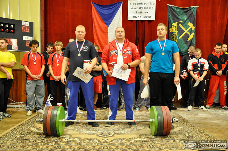 Poh�r starosty m�sta Zb��ova v silov�m trojboji dorostenc� a junior� 2012