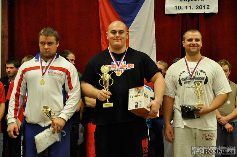 Poh�r starosty m�sta Zb��ova v silov�m trojboji dorostenc� a junior� 2012