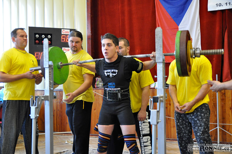 Poh�r starosty m�sta Zb��ova v silov�m trojboji dorostenc� a junior� 2012
