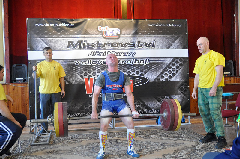 Mistrovstv� ji�n� Moravy v silov�m trojboji 2013