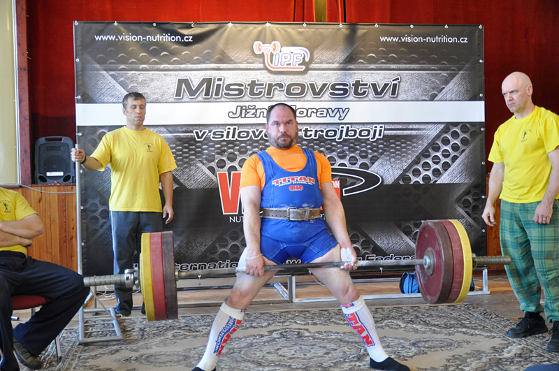 Mistrovstv� ji�n� Moravy v silov�m trojboji 2013