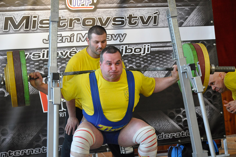 Mistrovstv� ji�n� Moravy v silov�m trojboji 2013