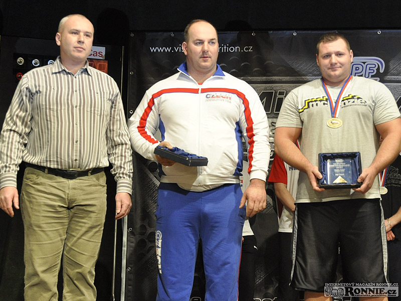 Mistrovstv� �R v bench-pressu junior� a masters 2013