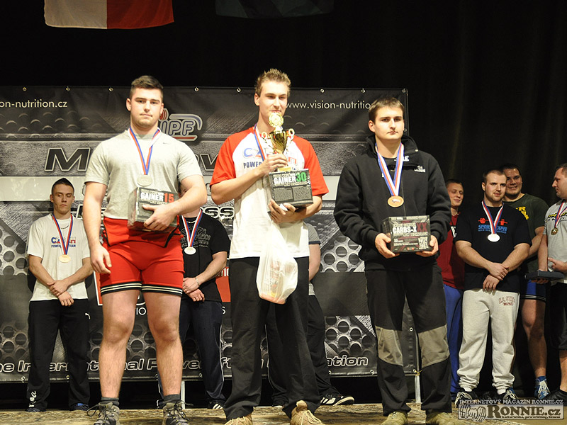 Mistrovstv� �R v bench-pressu junior� a masters 2013