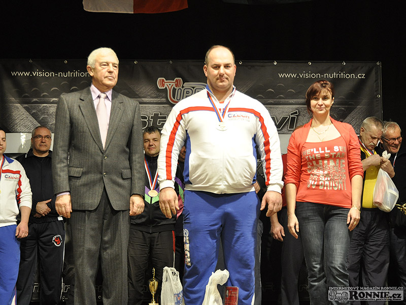 Mistrovstv� �R v bench-pressu junior� a masters 2013