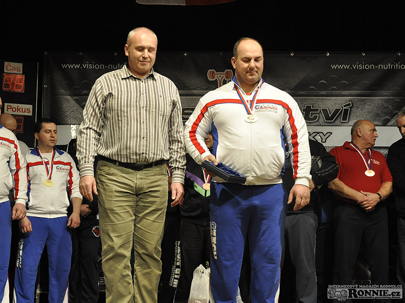 Mistrovstv� �R v bench-pressu junior� a masters 2013