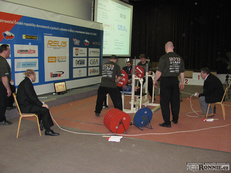 M�R v silov�m trojboji junior� a dorostu 2013