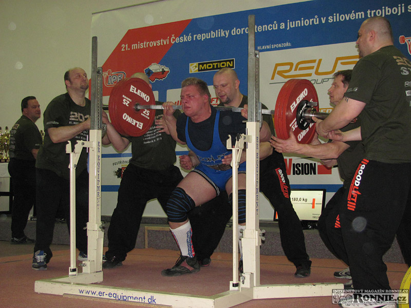 M�R v silov�m trojboji junior� a dorostu 2013