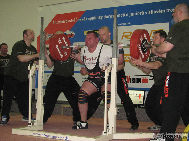 M�R v silov�m trojboji junior� a dorostu 2013